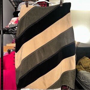 Stylish Women's Striped Skirt